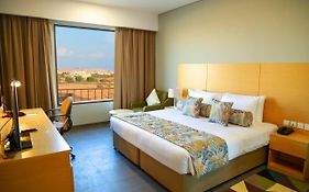 Ayla Ibri Hotel & Mall
